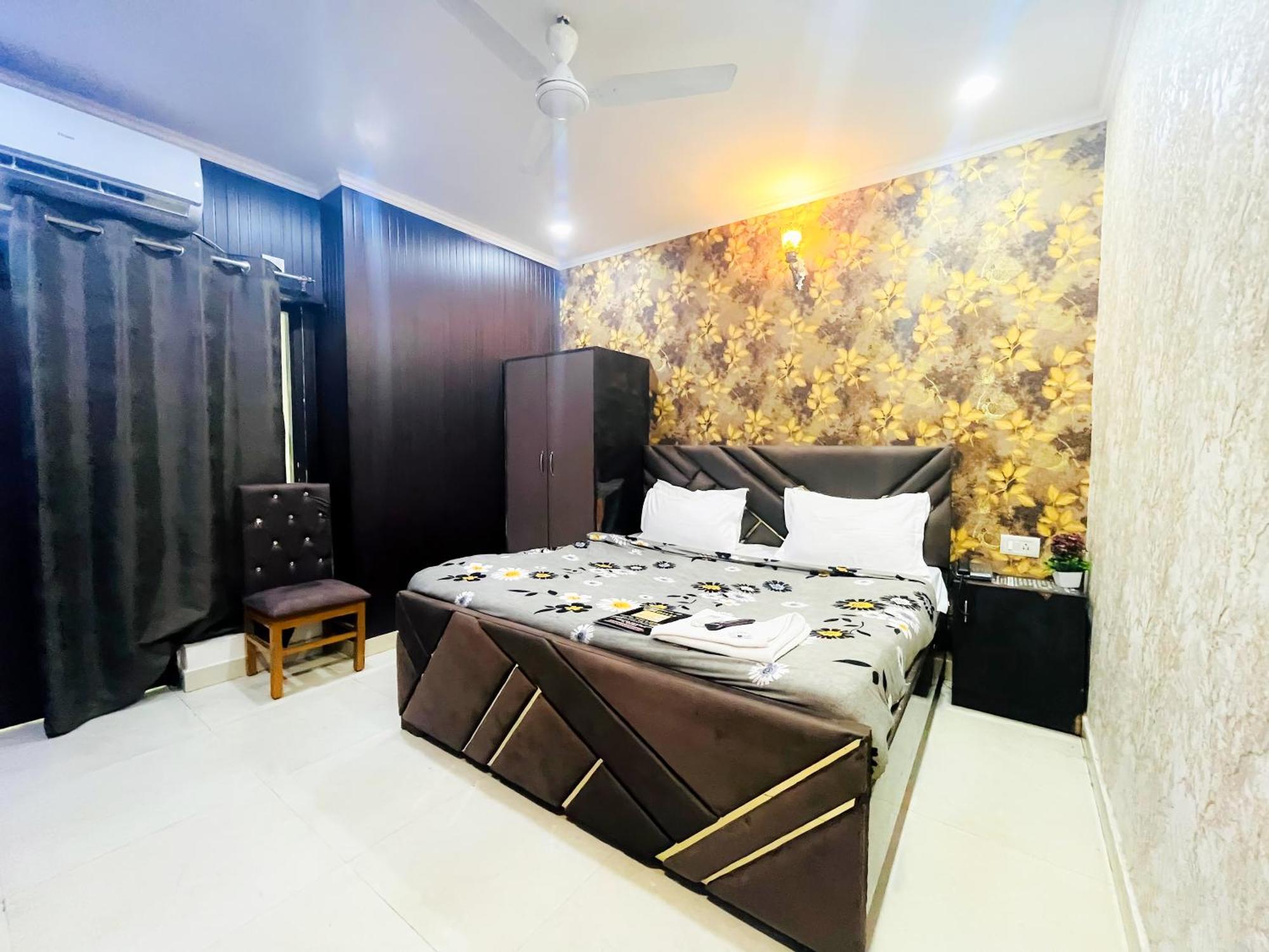 Couette-café Tom & Jerry In Jangpura New Delhi