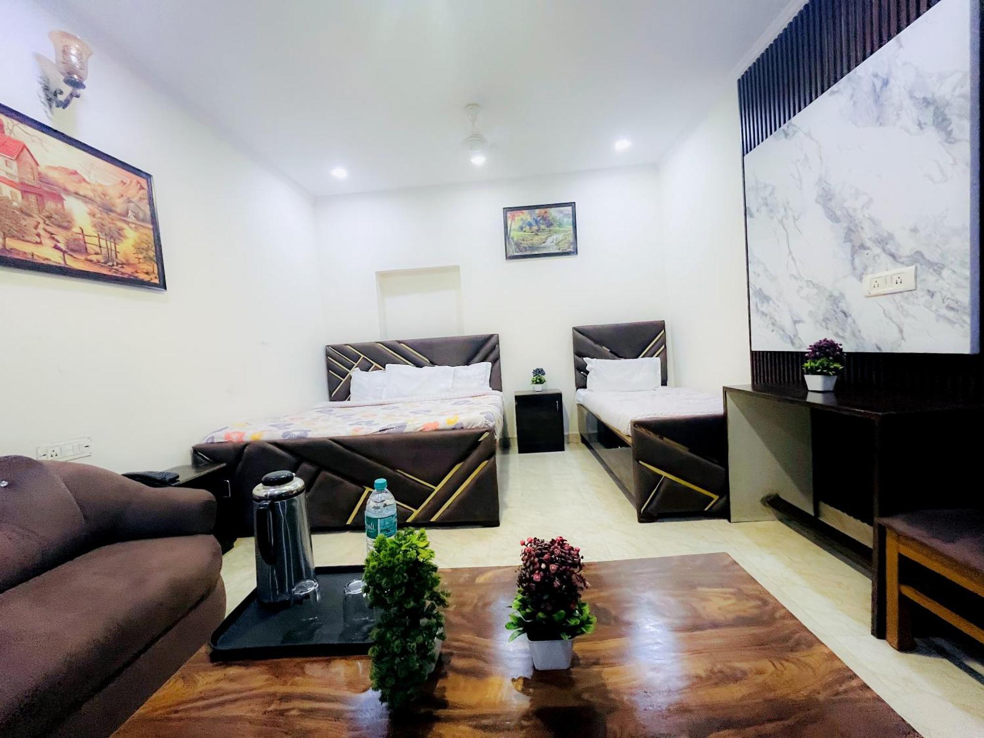 Tom & Jerry In Jangpura Bed & Breakfast New Delhi